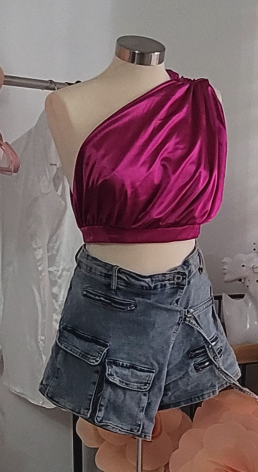 Asymmetric Zip Pocket Denim Shorts